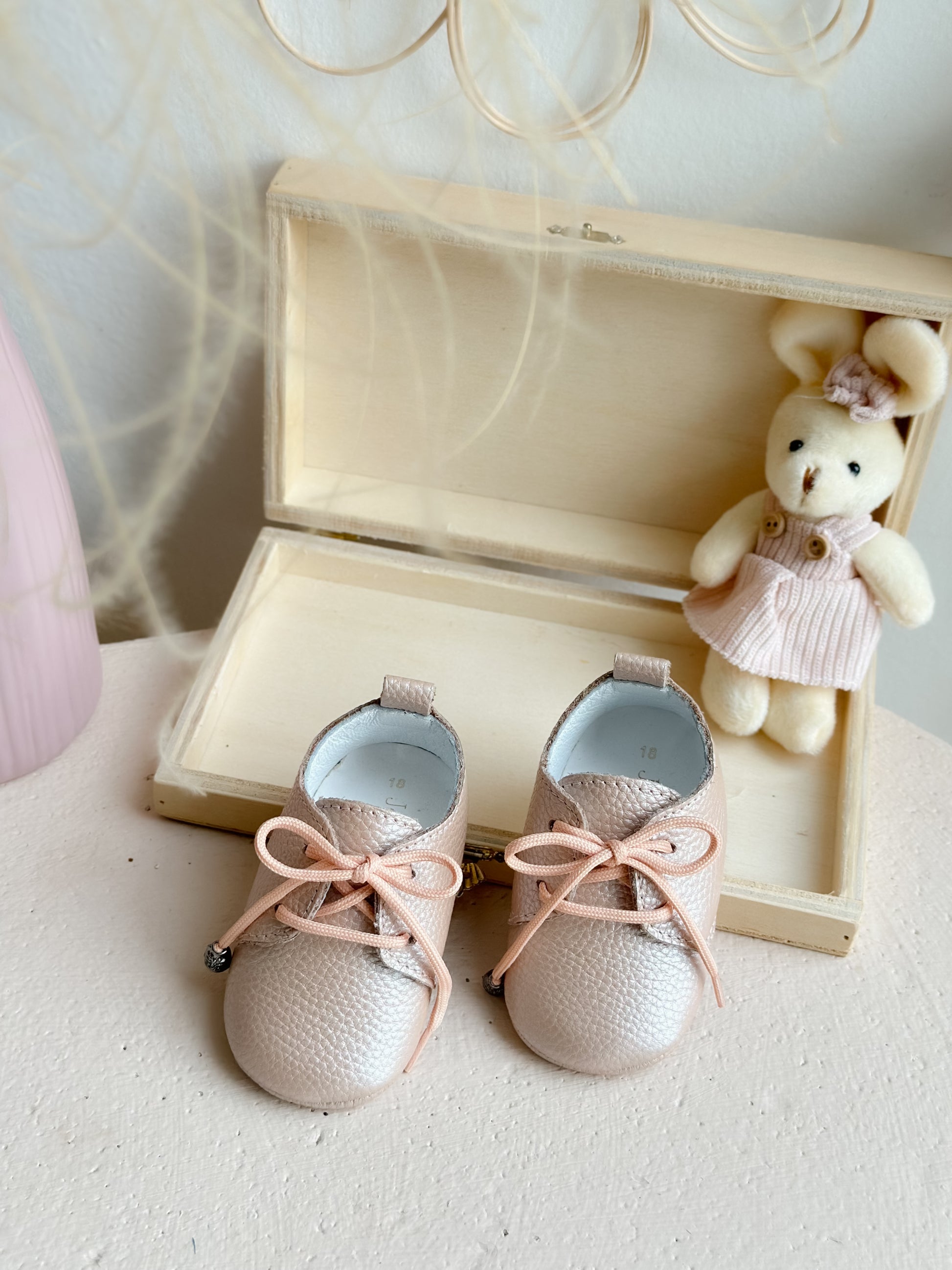 Pearlescent Pink Lace-Up Loafers